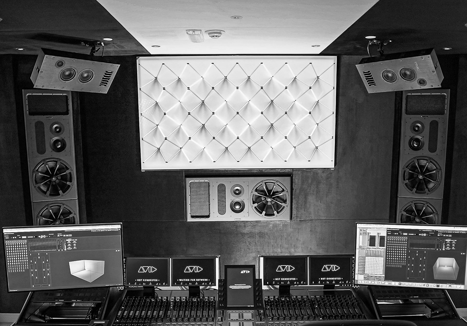 LP:ME RECORDING COMPLEX