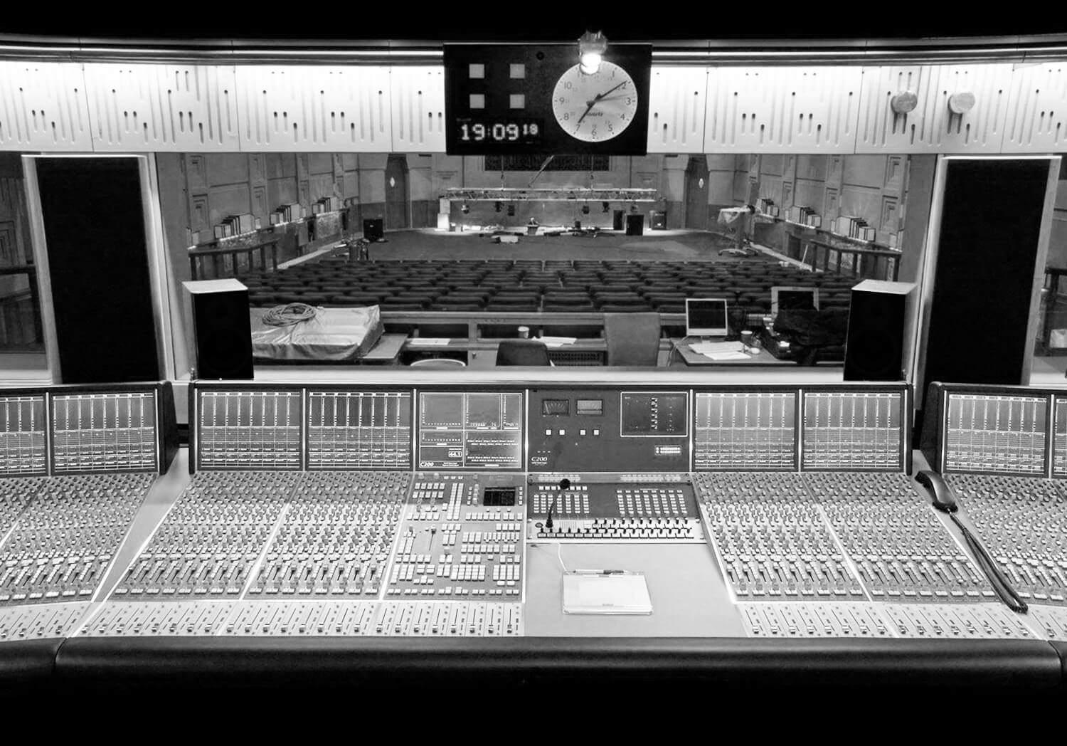 BBC RADIO THEATRE