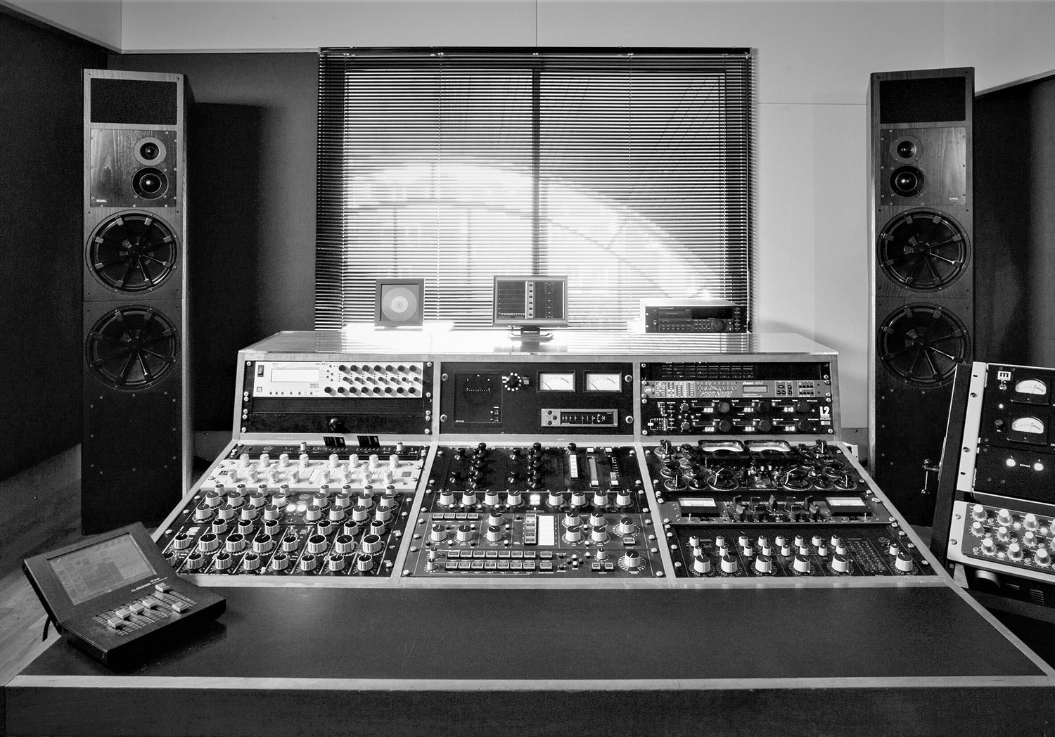 METROPOLIS MASTERING
